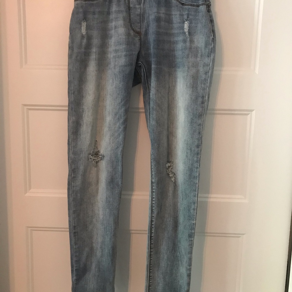 Excellent condition size small stretch